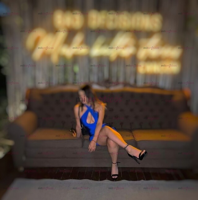 FOTOS DE MASAJE RELAJANTE DE CUERPO COMPLETO CON ACEITE DE AROMA