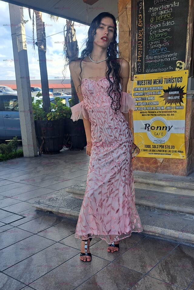 FOTOS DE DELGADA, DELGADA. FLAQUITA DELICIOSA. ME GUSTA TODOS LOS CUERPOS DE LOS HOMBRES