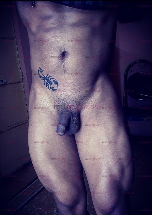 FOTOS DE MORENO VARONIL DE GYM DISCRETO LIMPIO CON LUGAR ZONA CENTRO