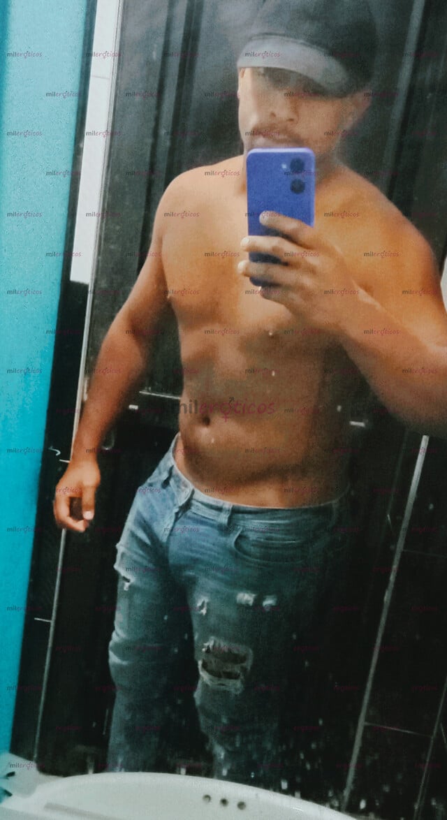 FOTOS DE CARLOS. DE NUEVO AQUÍ DE PASO LECHERO 19 CM ROMPE CULOS CHUPO CULO