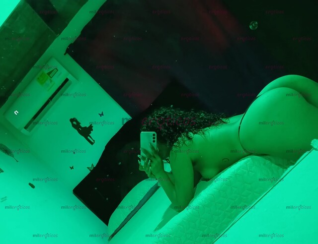 FOTOS DE BRONCEADA MUÑECA PORNO JUGUETONA CACHONDA 100% REAL