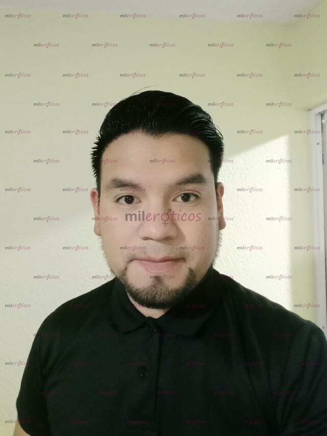 FOTOS DE SOY UN JOVEN CON GANAS DE CONSENTIRTE Y COMPLACER TUS FANTASÍAS SEXUALES
