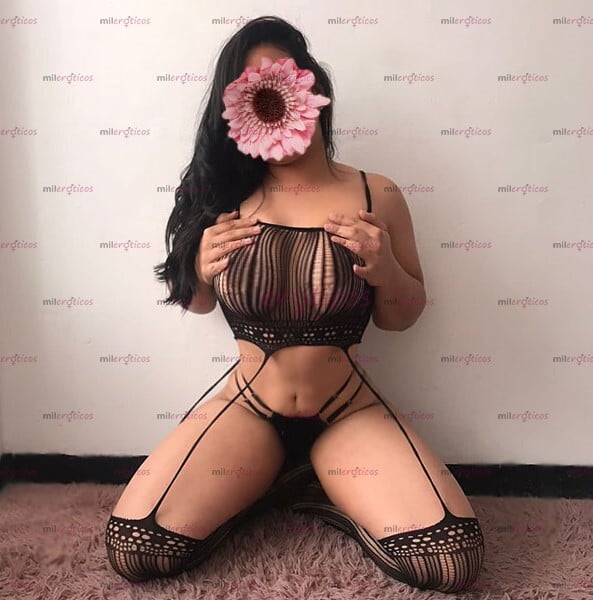 FOTOS DE SOY MICHEL , UNA SEXY Y JOVEN ARRECHA COLOMBIANA DIA DE PROMO DESDE 30K