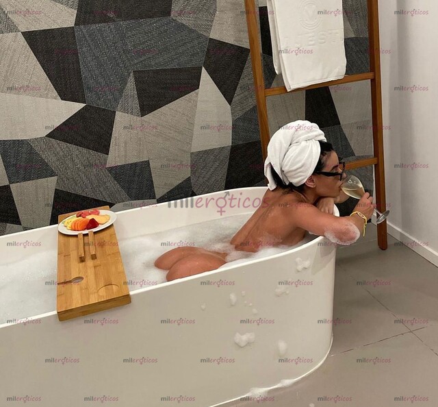 FOTOS DE SOY ESE DESEO QUE TANTO ANHELAS, VERGONA Y CULONA SÚPER COMPLACIENTE