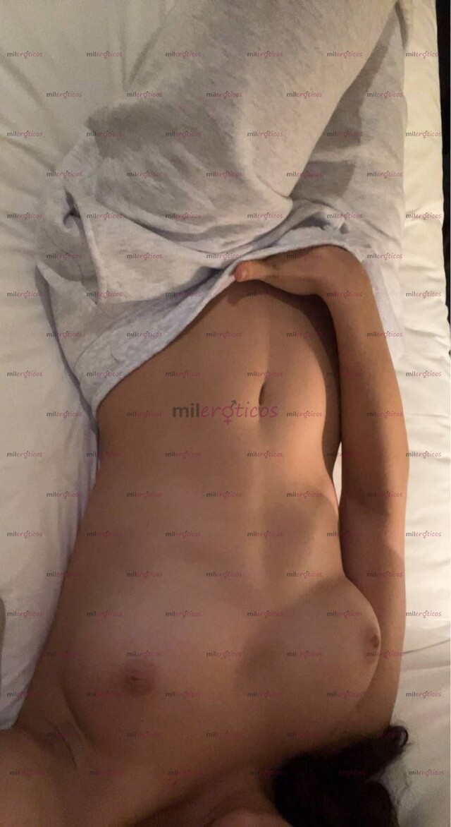 FOTOS DE NIÑA SUMISA EN LA CAMA...HAGO LO QUE ME PIDAS...