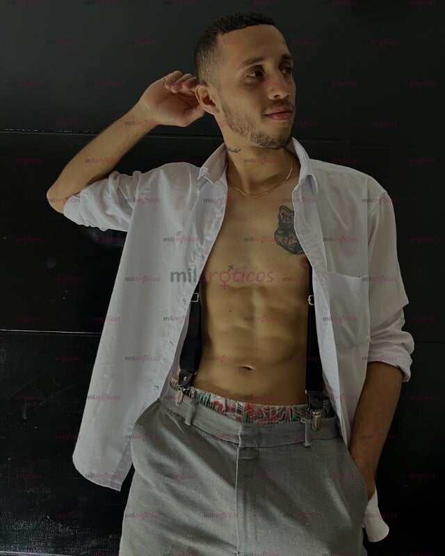 FOTOS DE HOLA , QUE TAL SOY JOSTIN, TENGO 23 SOY UN CHICO HETERO CALIENTE PERO DECENTE.