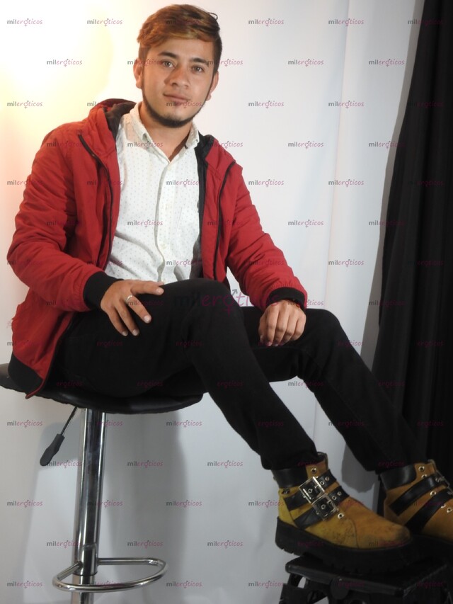 FOTOS DE POLLITO PASIVO MASAJISTA, SERIO,COMPLACIENTE Y MUY ARRECHO