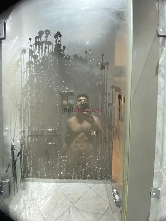 Prefiero no describir mucho me gusta que lo sientas si buscas una experiencia que despierte tus sentidos y te haga explorar nuevas sensaciones aqui en...