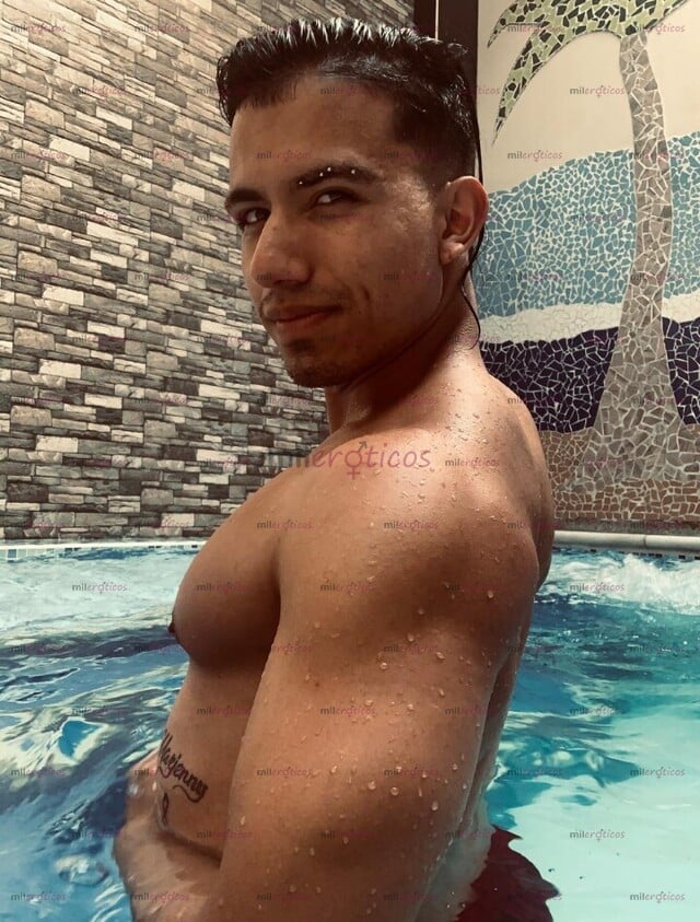 FOTOS DE HOMBRE ESBELTO TOTALMENTE MASCULINO DISPONIBLE