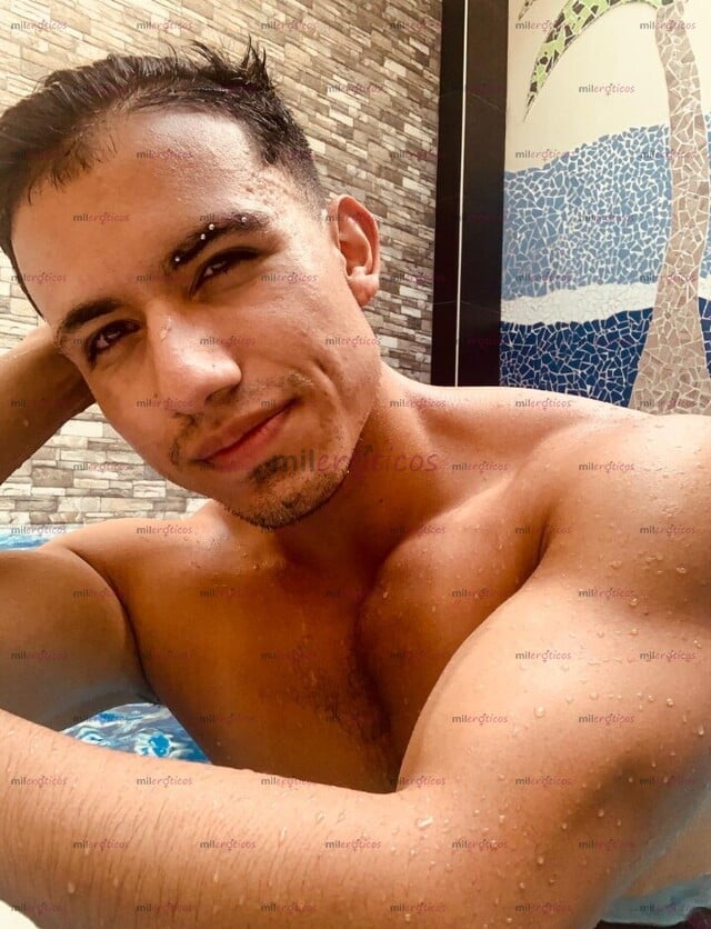 FOTOS DE HOMBRE ESBELTO TOTALMENTE MASCULINO DISPONIBLE