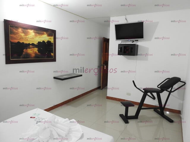 FOTOS DE BUSCAS UN LUGAR PARA OFRECER TUS SERVICIOS? TE OFRECEMOS HABITACIONES AMOBLADAS