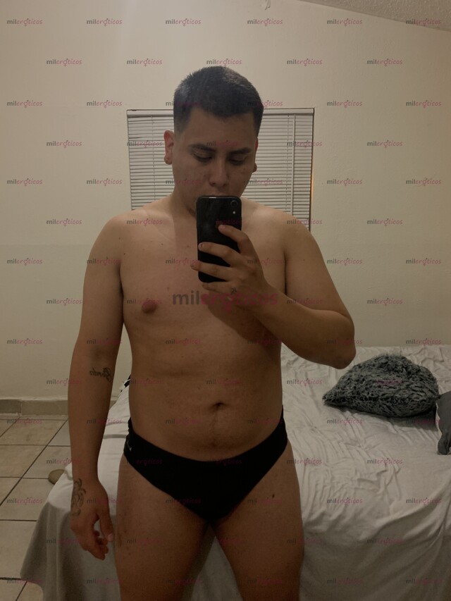 FOTOS DE CHICO DISCRETO DISPONIBLE PARA HACERTE PASAR UN RATO AGRADABLE Y RICO.