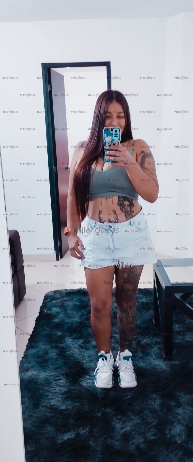 FOTOS DE APTO EN SABANETA EXÓTICA DE CABELLO LARGO TODITA NATURAL Y PAISITA