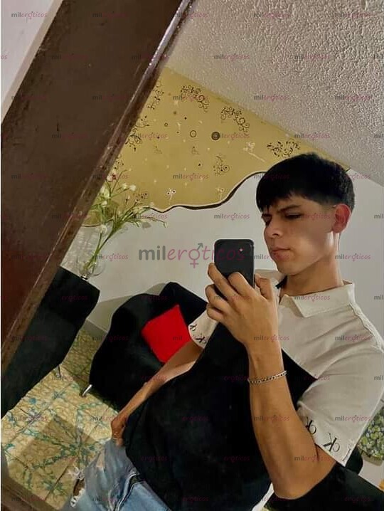 FOTOS DE HOLA SOY DANIEL UN MORENO VERGON QUE QUIERE COMPLACERTE CONTÁCTAME 3342077619