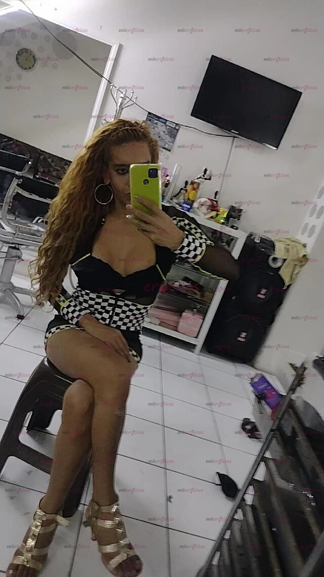 FOTOS DE PATY PALACIO UNA. CHICA TRANS SUPER CALCALIENTE Y LECHOSA CON GAR SPER DISCRETO