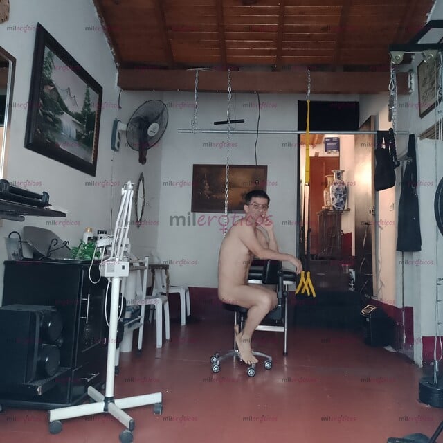 FOTOS DE CLUB DE MASAJES PERSONALIZADOS SOLO PARA HOMBRES DE ASPECTO VARONIL ACTIVOS MEDE