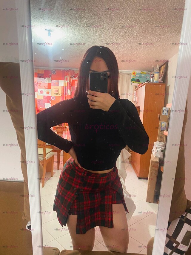 FOTOS DE SOY UNA NENA JOVEN MUY CACHONDA Y SENSUAL BEBE !