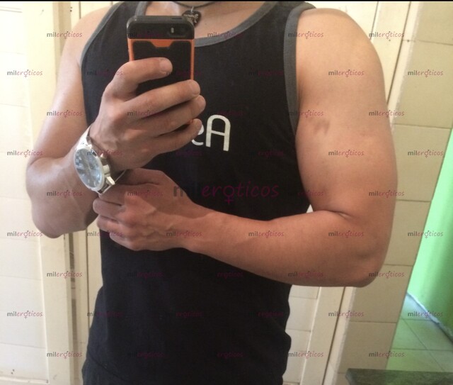 FOTOS DE ENTRENADOR DE GYM Y MASAJISTA SOLO PARA DAMAS