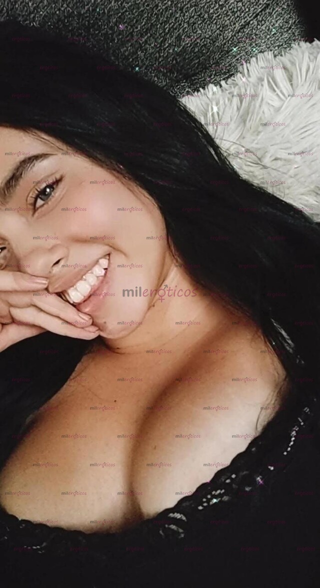 FOTOS DE A ESTA PUTITA LE ENCANTA LA LECHITA EN SU CARITA QUE DICES!
