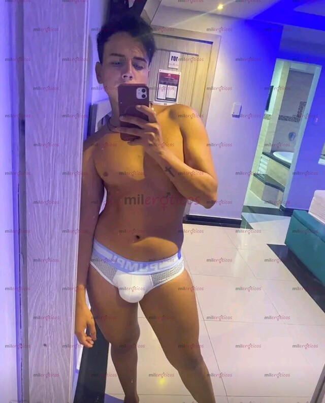 FOTOS DE JOVEN RESERVADO Y COMPLACIENTE VEN A DISFRUTAR