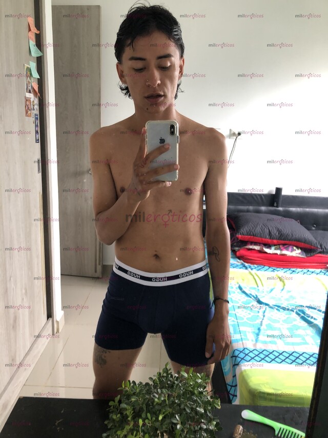 FOTOS DE DAVID,CALIENTE EROTICO SIMPÁTICO Y CON MUCHAS GANAS DE FOLLAR