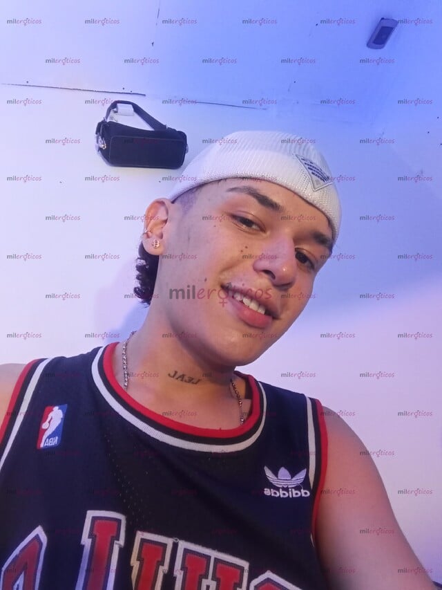 FOTOS DE POLLO PAISA MASCULINO 20 CM VERSATIL MAS ACTIVO DOTADO DOMINANTE COMPLACIENTE