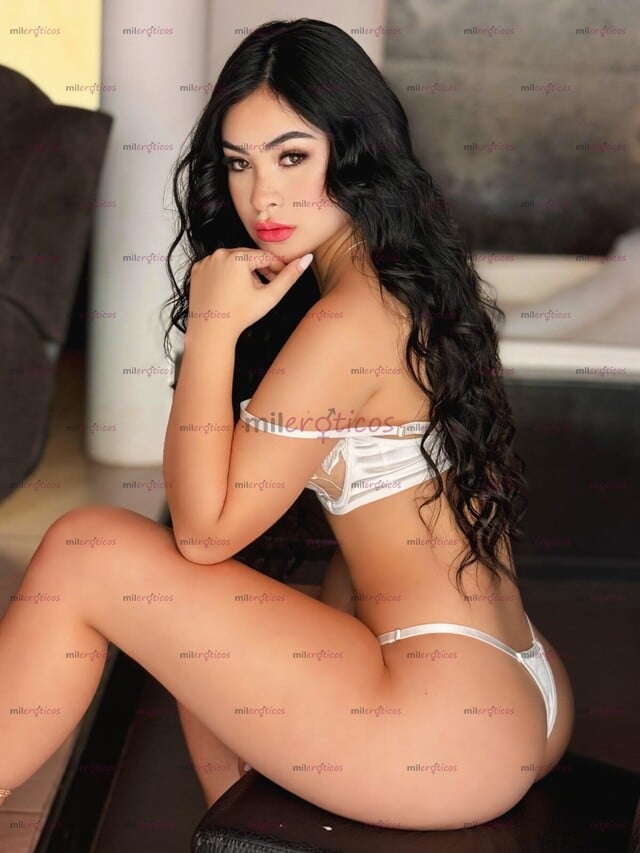 FOTOS DE ALISON POR PRIMERA VEZ EN TU CIUDAD BEBÉ, SUPER LINDA Y BUENA ONDA D.D.