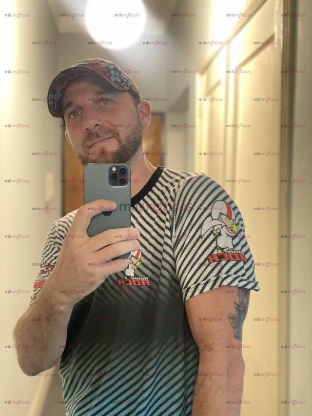 FOTOS DE HOLA SOY ARGENTINO EN CDMX DANDO SERVICIO A MUJERES PARA ENCUENTROS