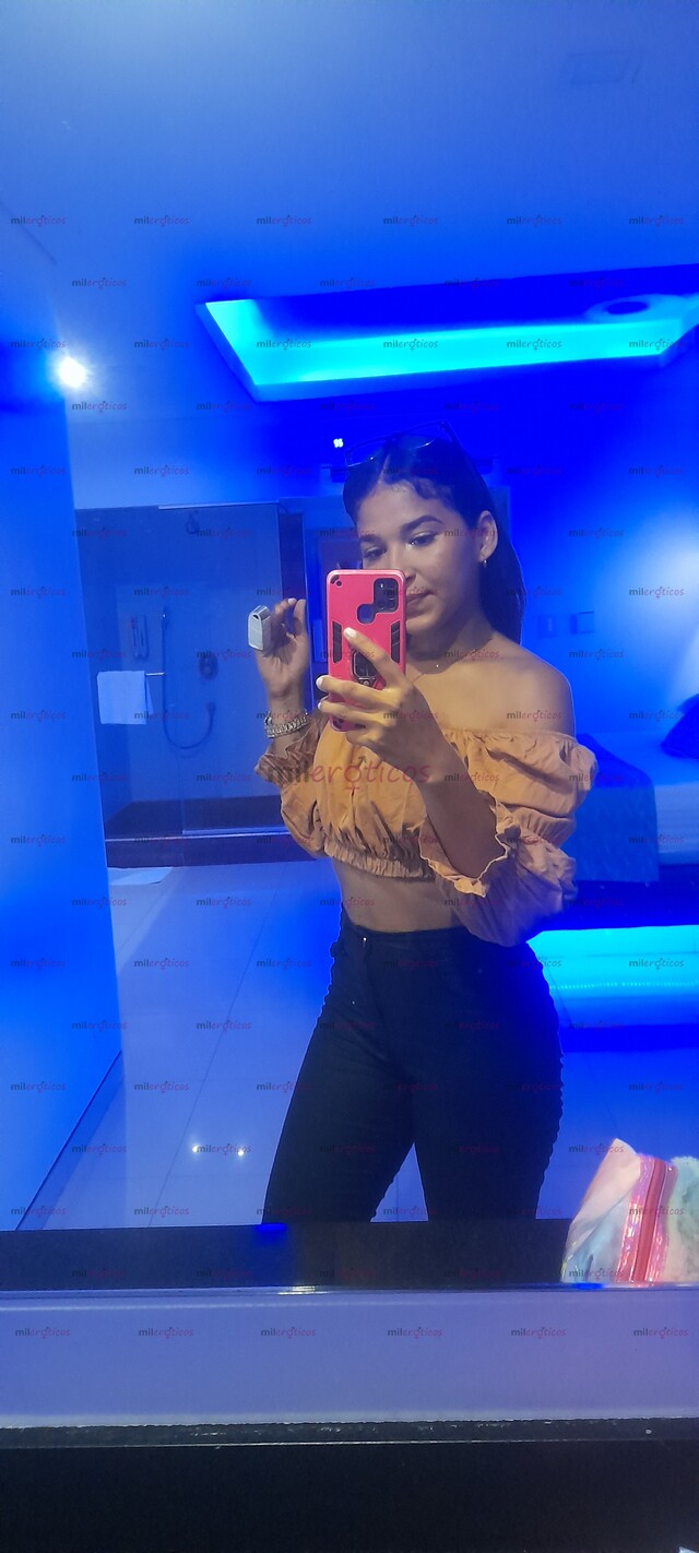 FOTOS DE VANESA NUEVA JOVEN UNIVERSITARIA DE 19 AÑOS QUE VINO A CUMPLIR TUS FETICHES SOLO
