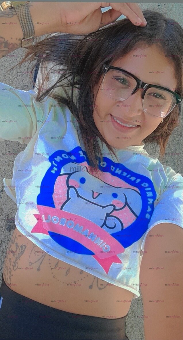 FOTOS DE VANESA NUEVA JOVEN UNIVERSITARIA DE 19 AÑOS QUE VINO A CUMPLIR TUS FETICHES SOLO
