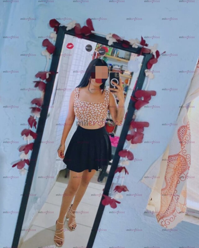 FOTOS DE UNA DIOSA EN LA CAMA , PLACER ABSOLUTO, JOVEN Y APRETADITA.