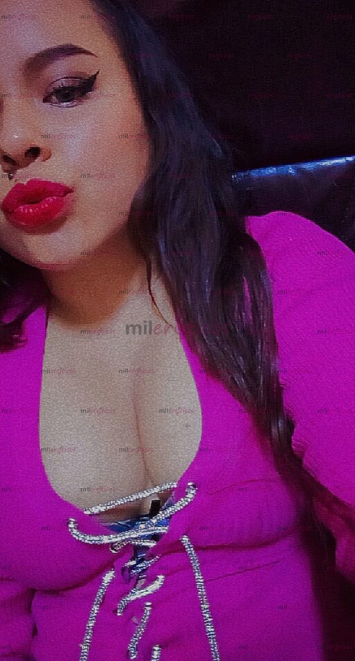 FOTOS DE PUTITA DE 23 AÑITOS CACHONDA Y DISCRETA MUY COMPLACIENTE