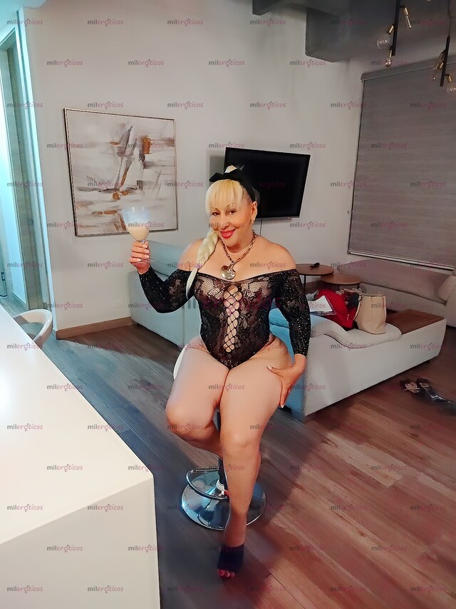 FOTOS DE LA AMÉRICA VIVE TU MEJOR ANAL CON LA REINA DEL ANAL LLAMA YA
