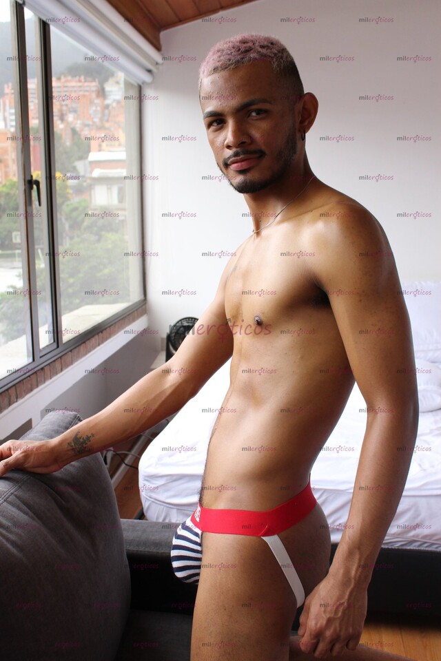 FOTOS DE YEYNER CHICO SEXY CARTAGENERO FULL COMPLACIENTE