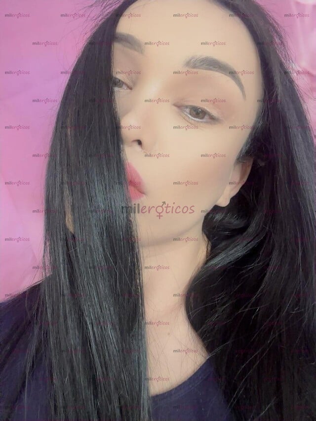 FOTOS DE DISPONIBLE LOS 7 DÍAS DE LA SEMANA HERMOSA CHICA TRANS PIEL BLANCA SEXOSA Y COMP