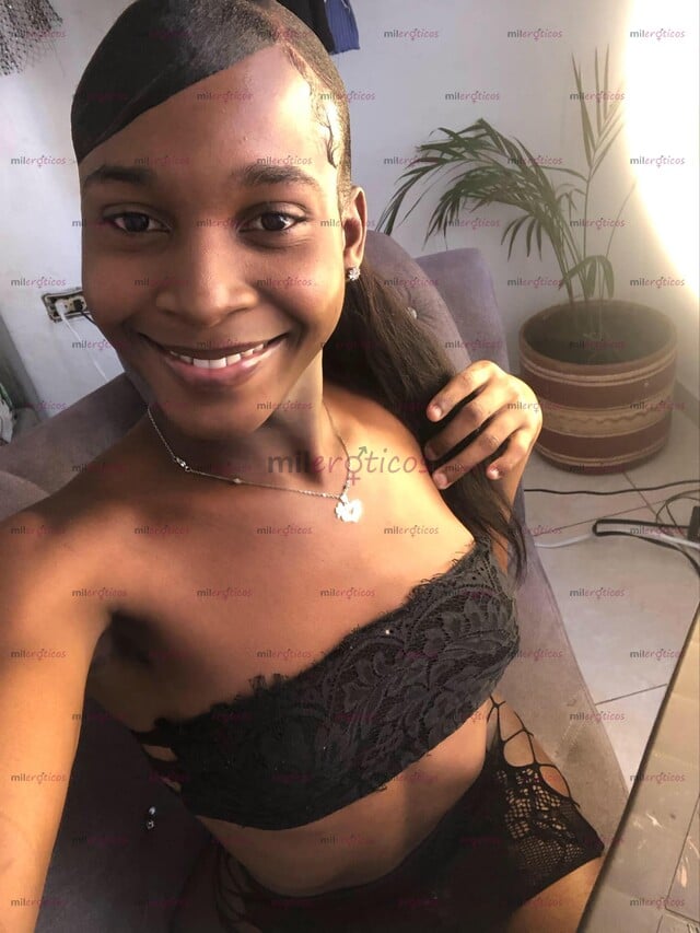 FOTOS DE LLEGO LA REYNA DE TODAS Y LA MAS EN TODO ESTO KIARA RIASCOS