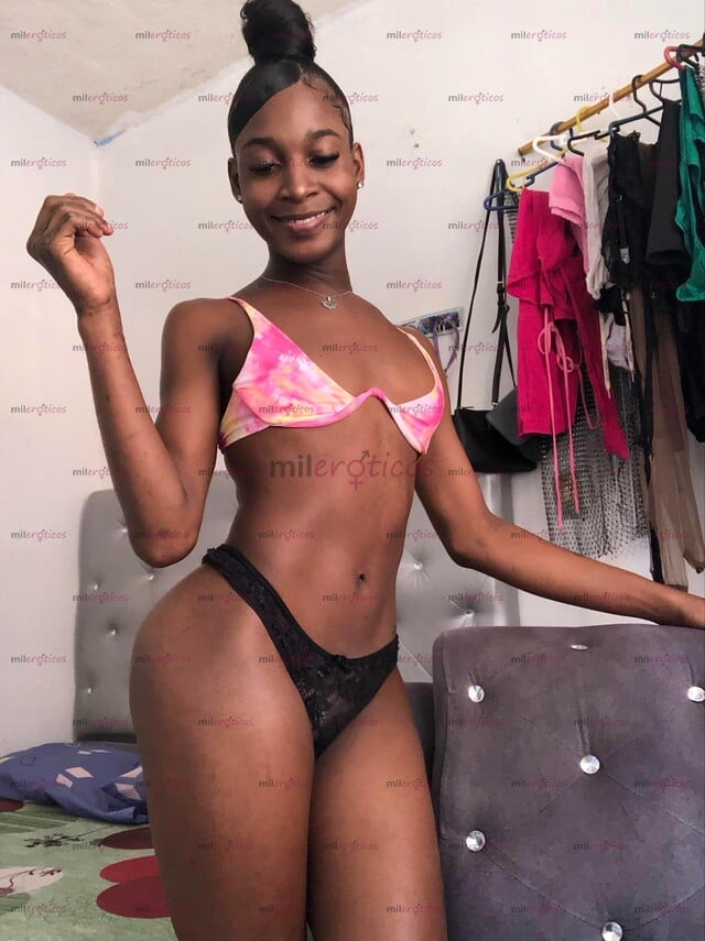 FOTOS DE LLEGO LA REYNA DE TODAS Y LA MAS EN TODO ESTO KIARA RIASCOS