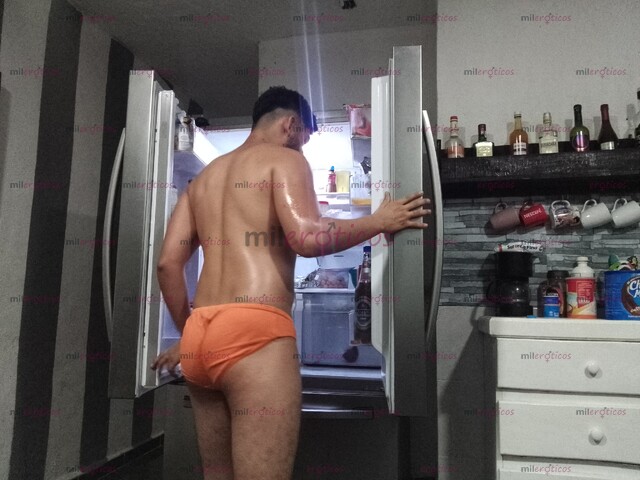 FOTOS DE DISPONIBLE SCORT BARBÓN BUENA VERGA Y CULO EN CANCUN