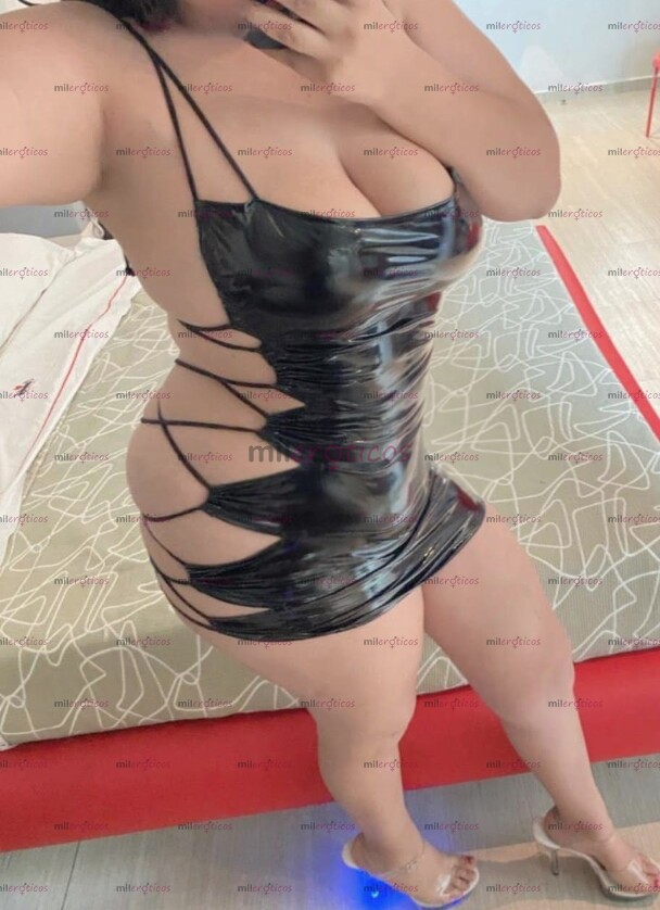 FOTOS DE SENSUALIDAD DELICIOSA CALIENTE UNAS CURVAS MUY ARDIENTES