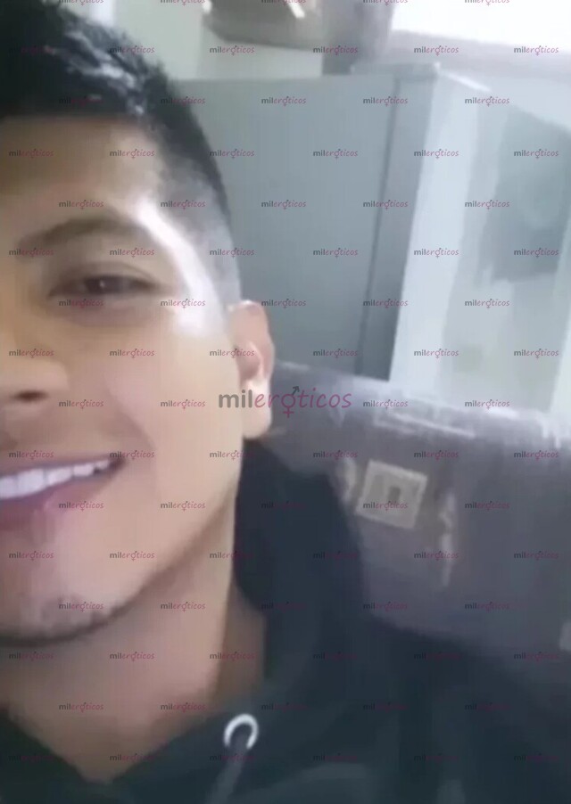 FOTOS DE PUTO UNIVERSITARIO, EL MEJOR POLVO DE LA CIUDAD!!!!!