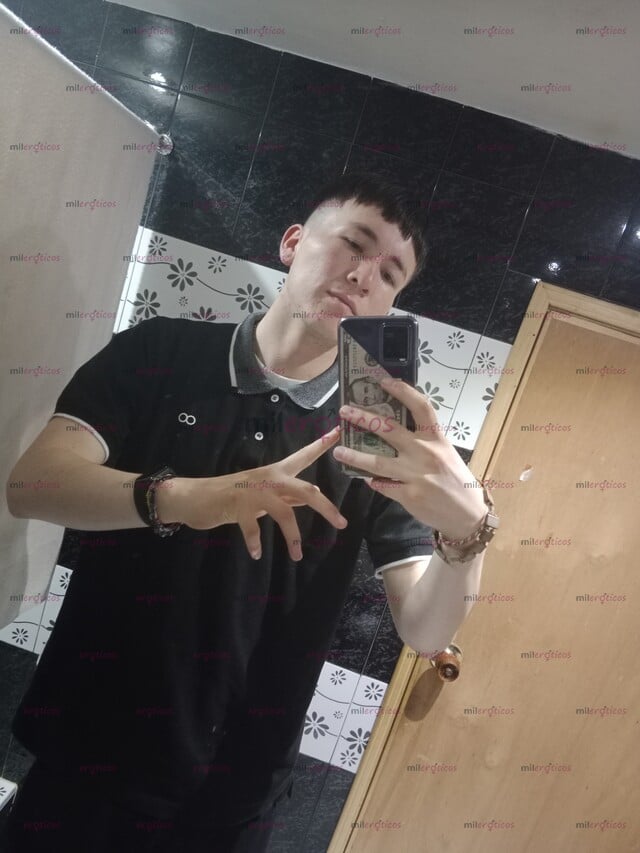 FOTOS DE JOVEN BASTANTE ALTO CON QUIÉN PODRÁS CUMPLIR LO QUE TE IMAGINES
