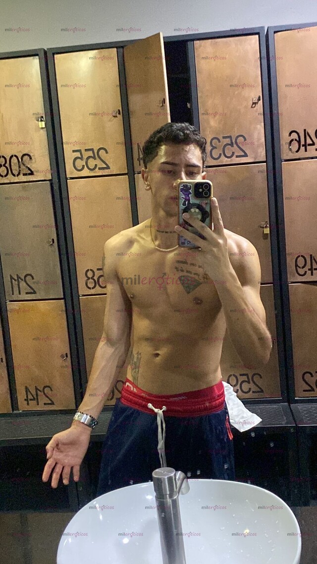 FOTOS DE PANA MORBOSO , SORNERO , JOVEN, ATRACTIVO SERIO Y DESCOMPLICADO