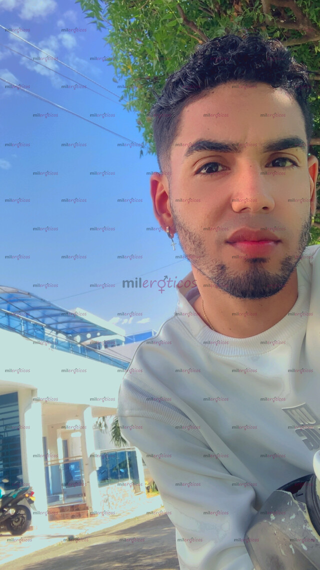 FOTOS DE CHICO JOVEN DISPONIBLE BIEN HOT PARA TI VAMOS A DIVERTIRNOS