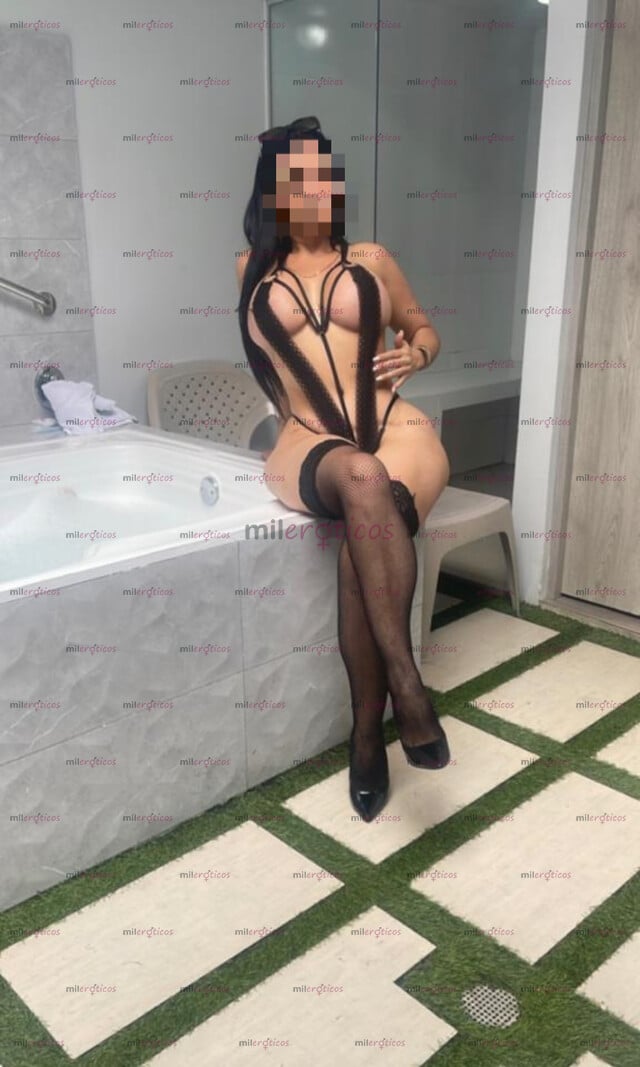 FOTOS DE SALOME MILF OPERADA SIN ENGAÑOS TETONA CULONA HERMOSO RASTRO