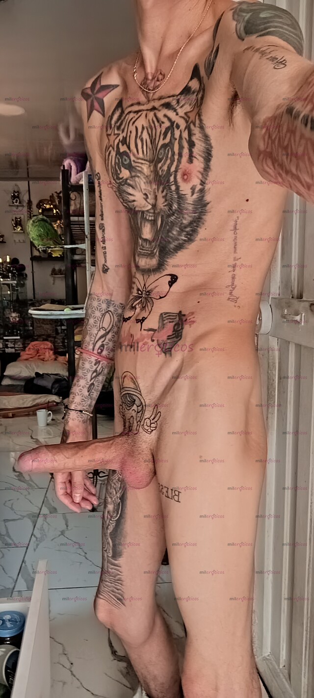 FOTOS DE FLACO ACTIVO TATUADO MORBOSO FETICHISTA COMPLACIENTE