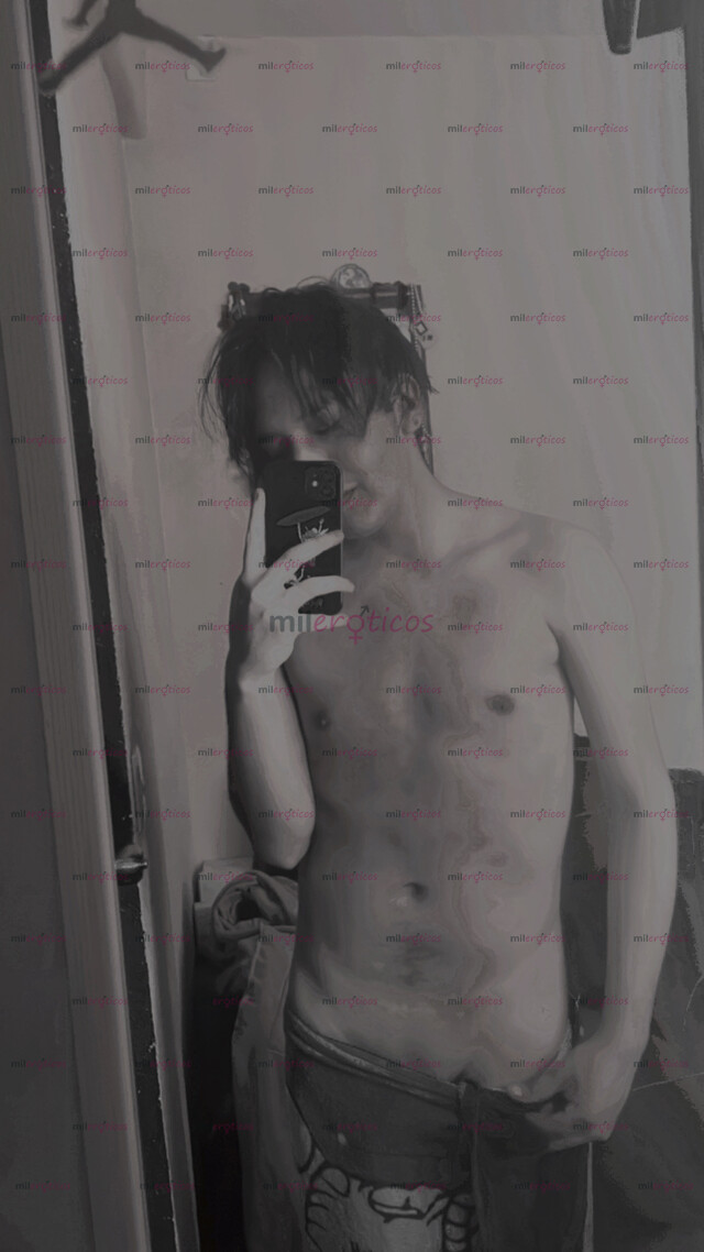 FOTOS DE JOVEN, BUSCANDO BRINDAR EXPERIENCIAS NUEVAS Y CONOCER NUEVAS EXPERIENCIAS,