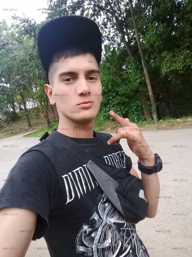 FOTOS DE KEVIN F .25 AÑOS .DOTADO . VERSATIL . FANTASYORGY