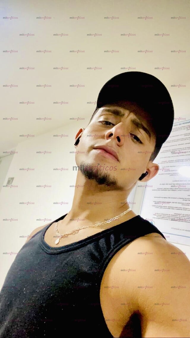 FOTOS DE HETERO CURIOSO, GUSTOSO POR CULO TRAGONES
