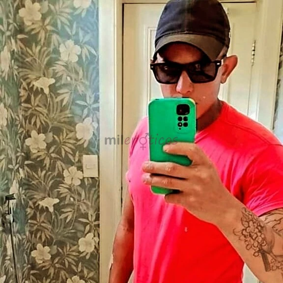 Realizo seus desejos atendimento sem localtotalmente ativo atendo toda ha uberaba 31 anos 23 cm cheio de tesao contato para agendar 34999907799 esse c...