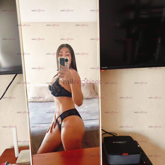 FOTOS DE SOY UNA CHICA MUY TRAVIESA COLOMBIANA CON GANAS DE COMPLACERTE Y PASARLA RICO